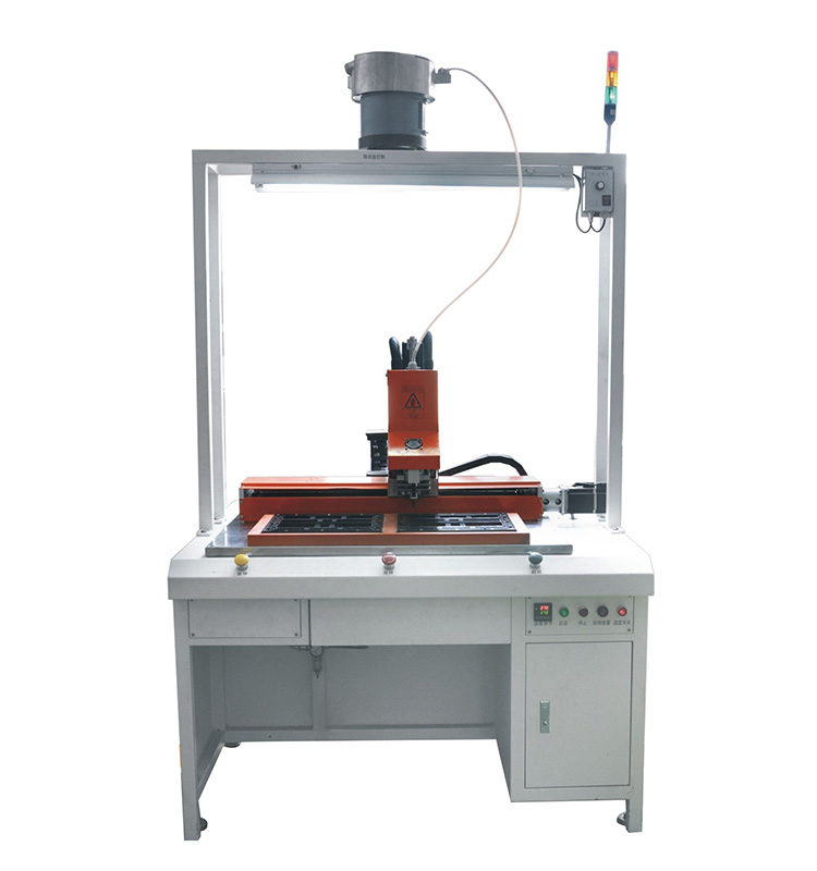 自動(dòng)螺母機(jī)